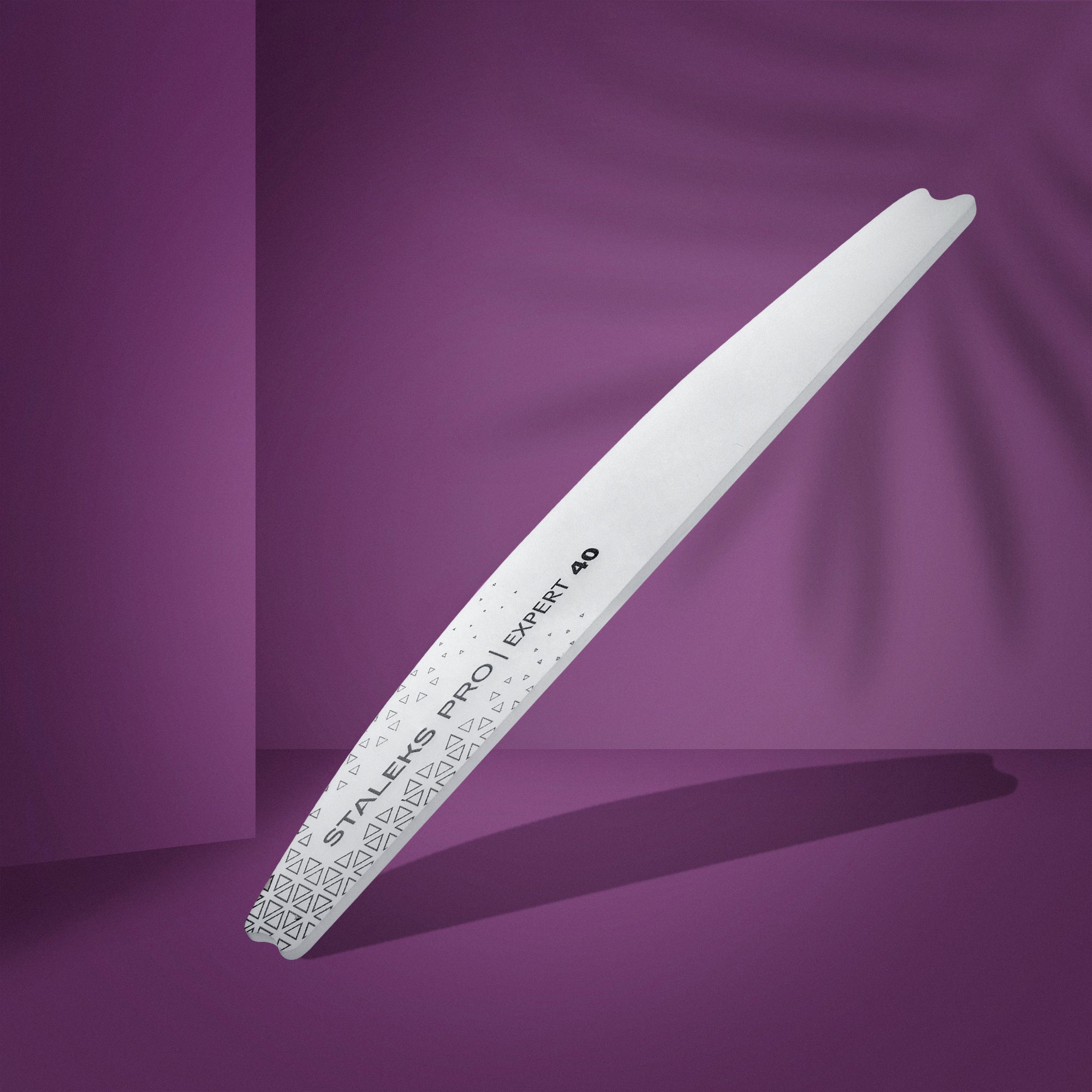 ABE-40 EXPERT The acrylic base for a disposable crescent files