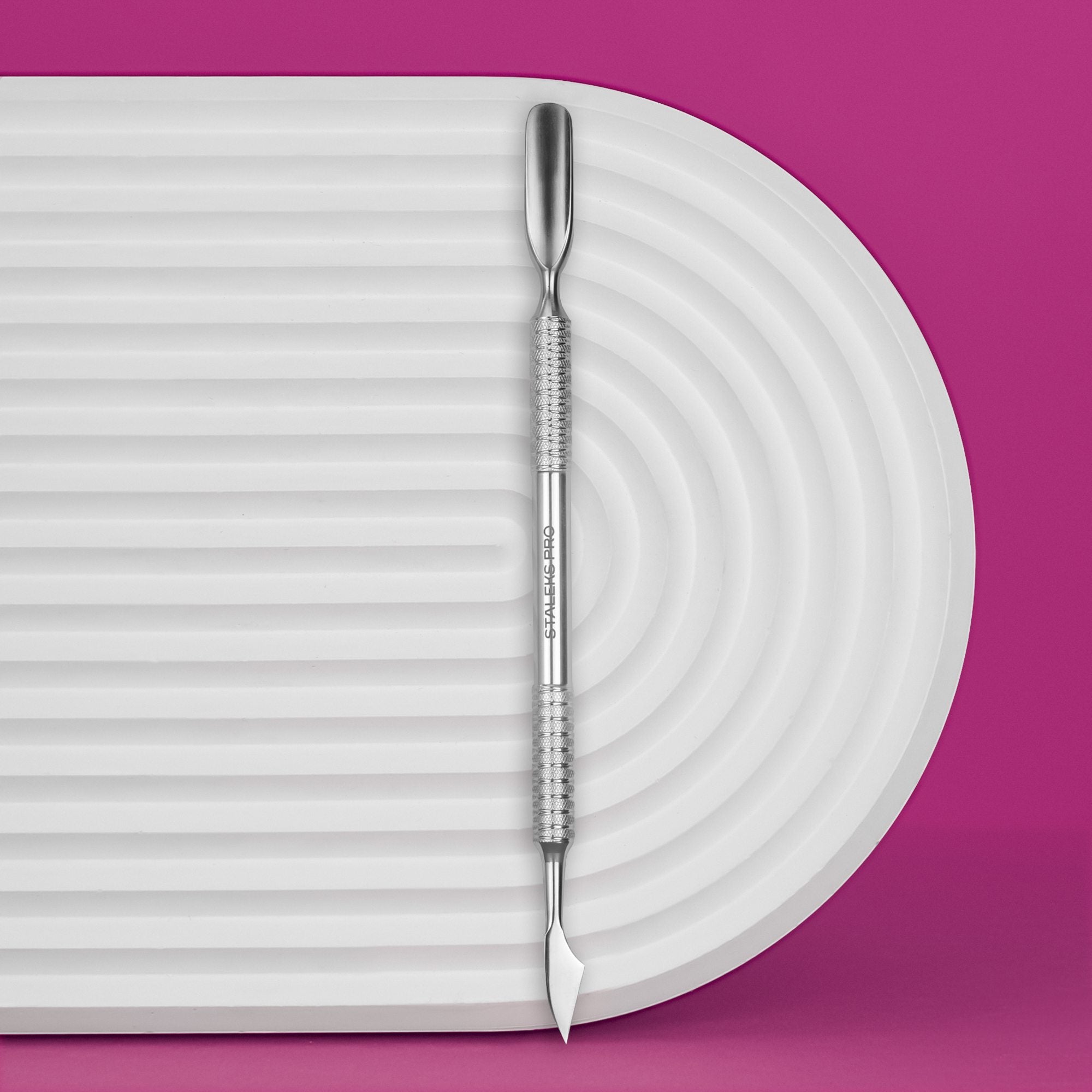 EXPERT PE-30/3 Cuticle Pusher image 0