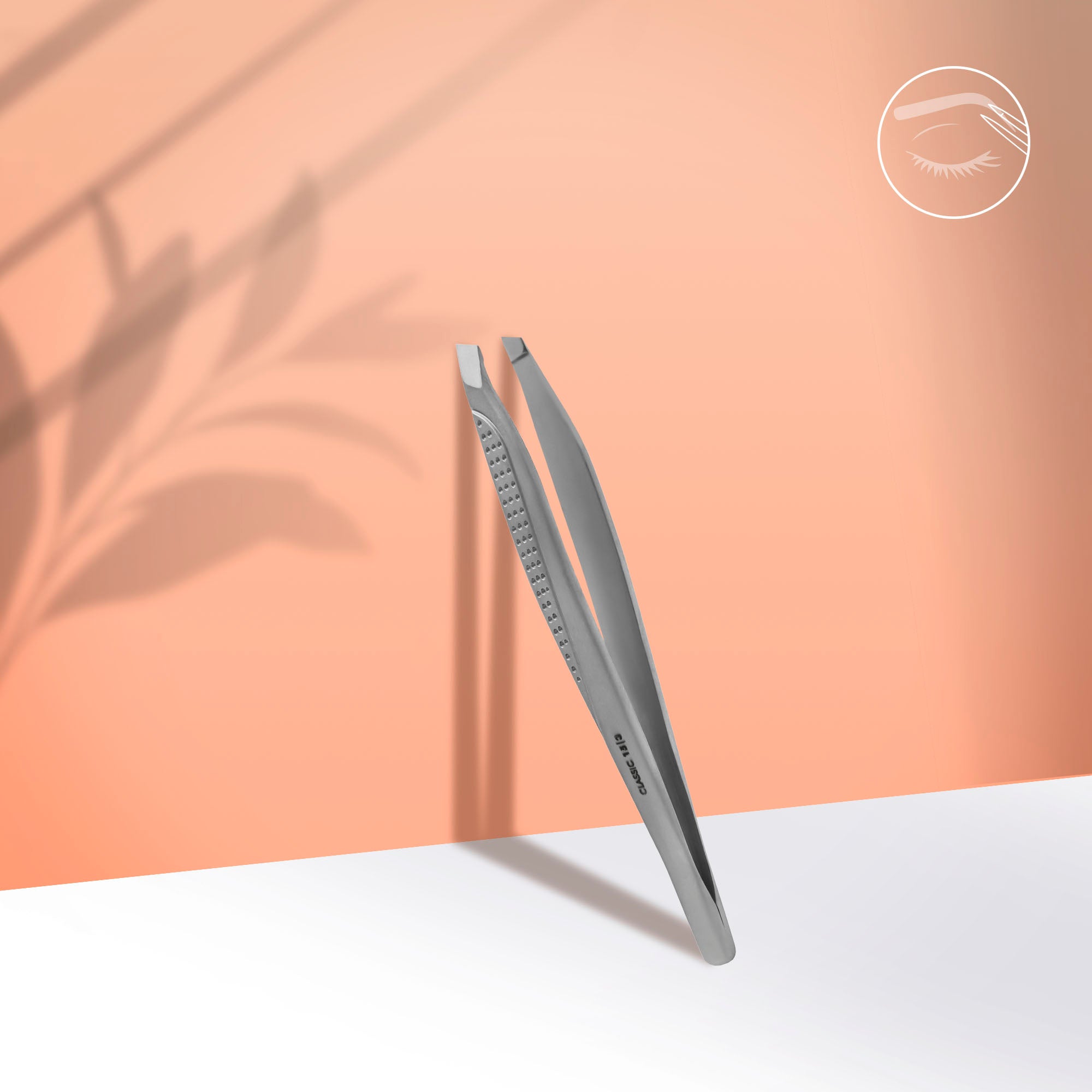 CLASSIC TC-15/3 Eyebrow Tweezers (wide slant)