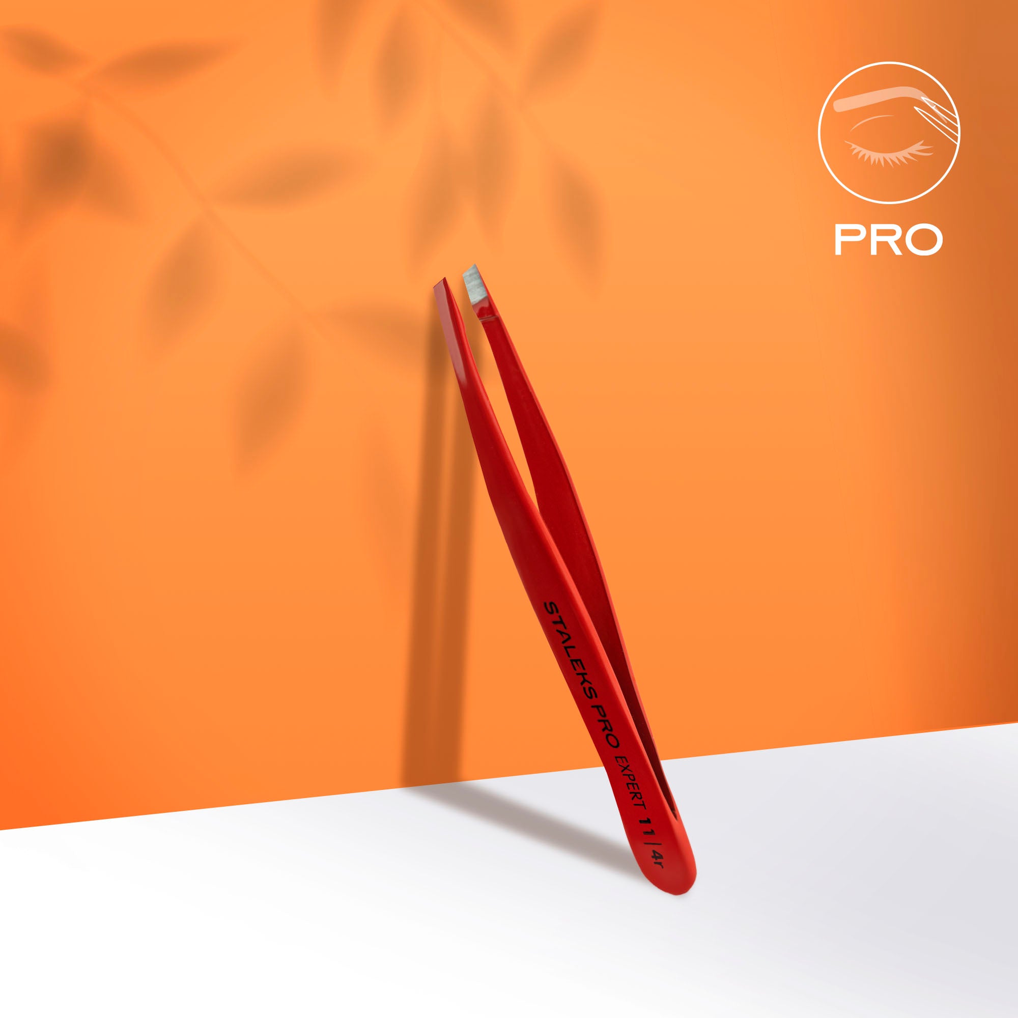 TE-11/4r Eyebrow tweezers Pro Expert 11 Type 4r (wide slant), violet image 0