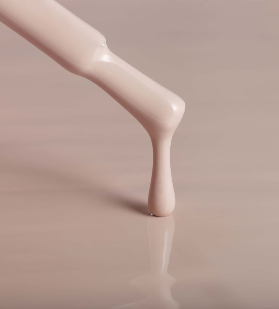 30 M Gel polish Milk 7 ml image 1