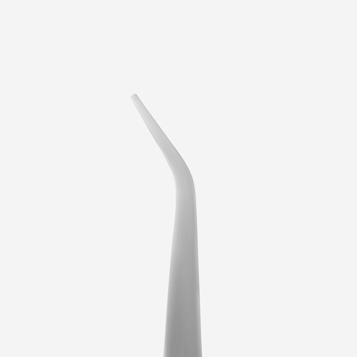 STALEKS TE-31/2 — tweezer tip close-up