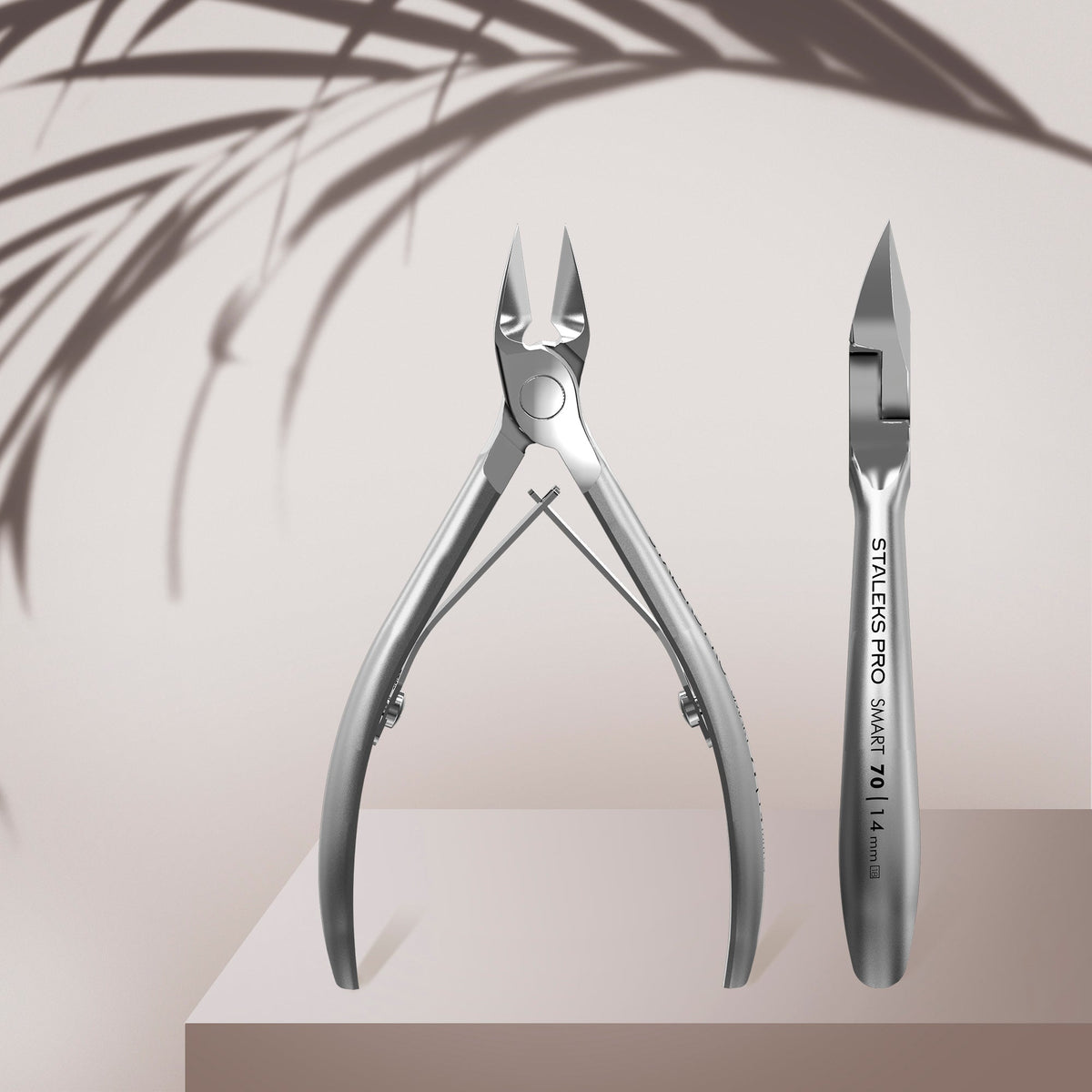 STALEKS NS-70-14 — Professional nail nippers SMART 70 14 mm — front and side views