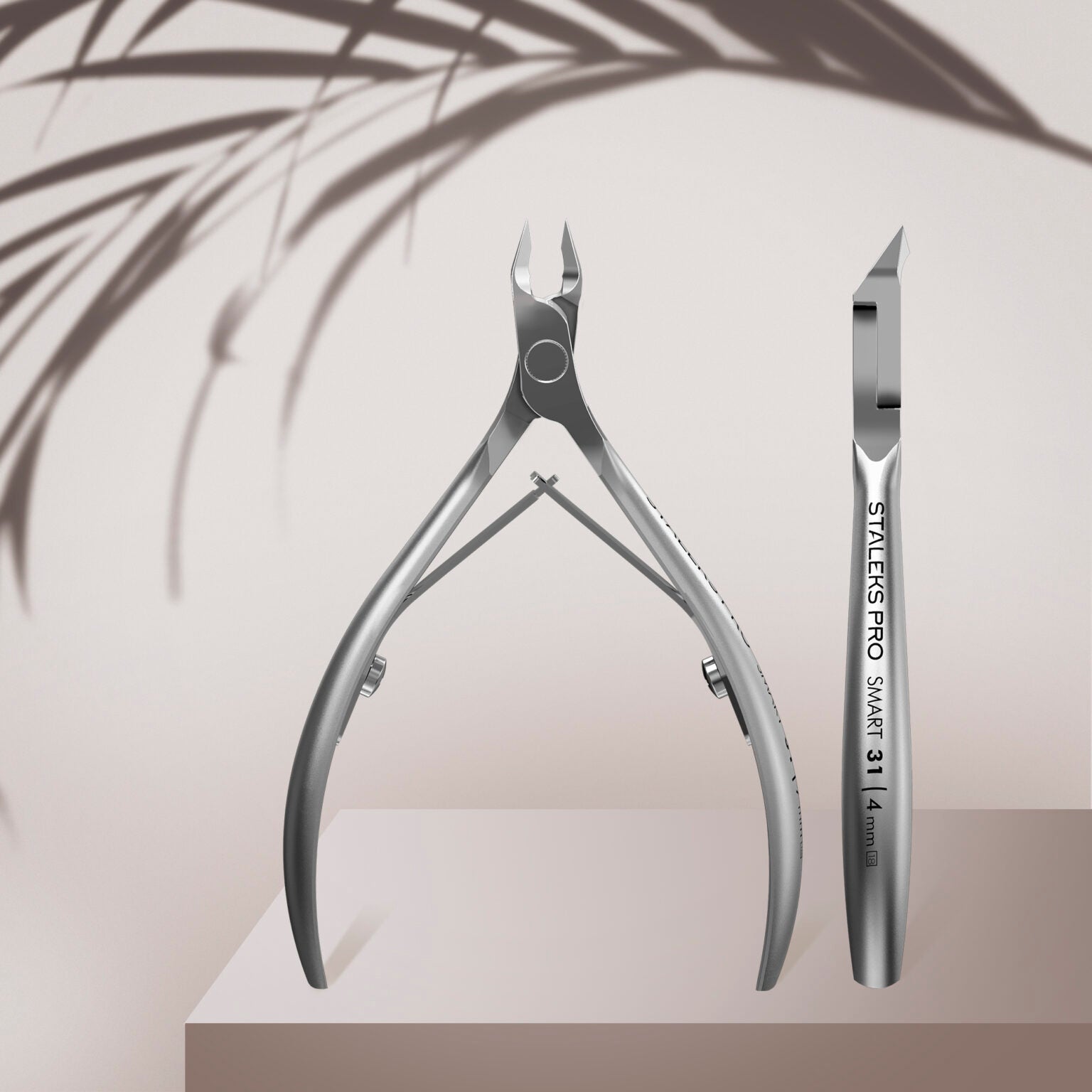 Professional cuticle nippers SMART 31 4 mm