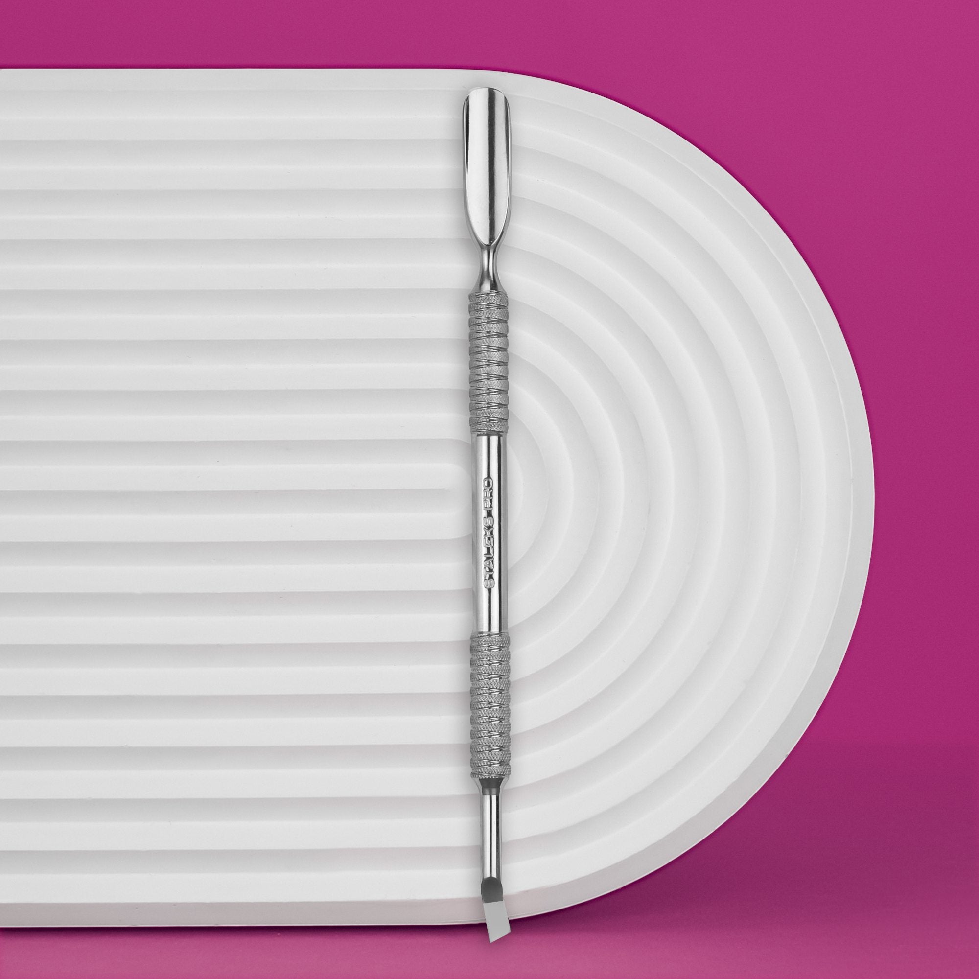 PE-30/4.2  Manicure Pusher (rounded wide pusher and bent blade) image 0