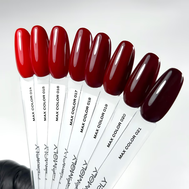 GÉMELY Max Color 015 Classic Red Gel Polish