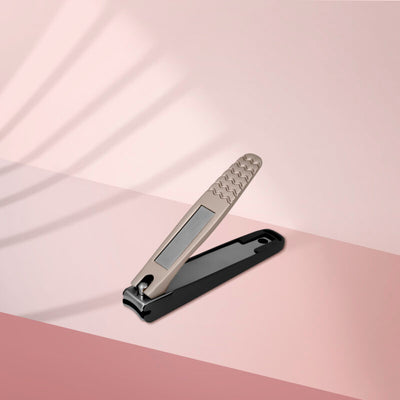 KBC-20 Nail Clipper with a container for clipped