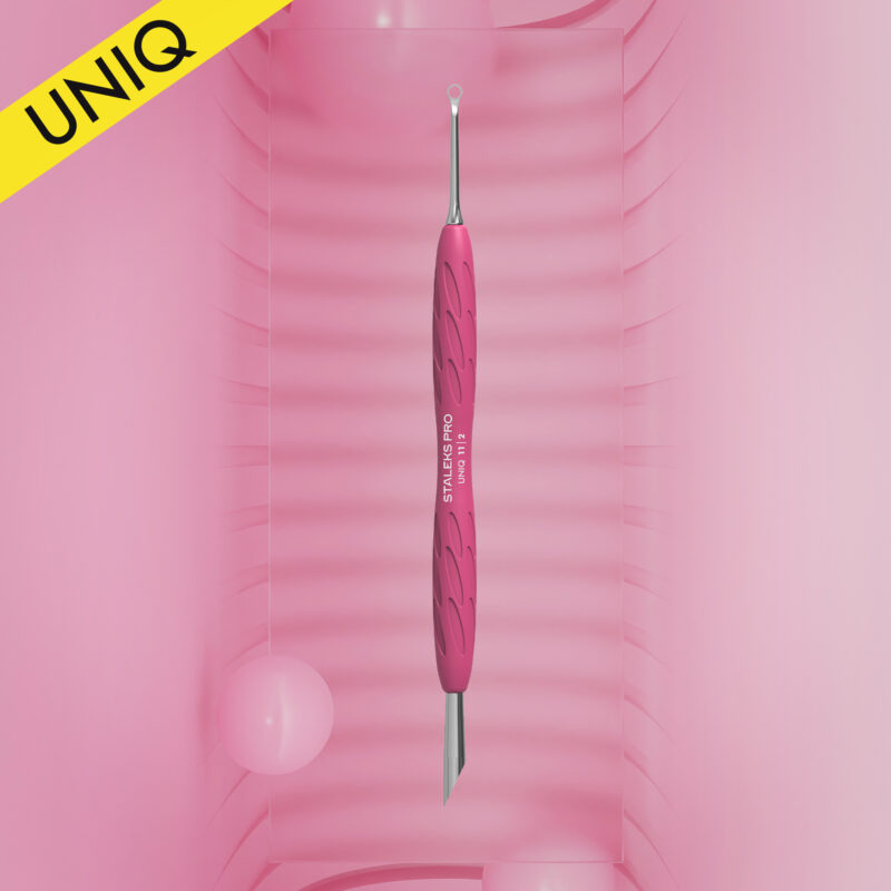 Manicure pusher Gummy with silicone handle UNIQ 11 TYPE 2 (beveled and loop pusher)
