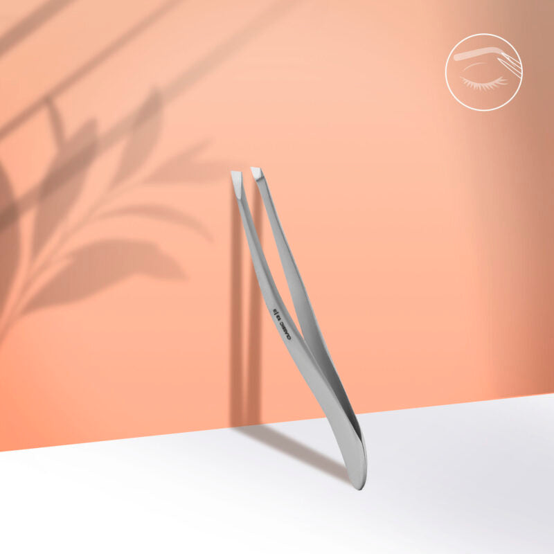 Eyebrow tweezers CLASSIC 13 TYPE 3 (wide bevelled)