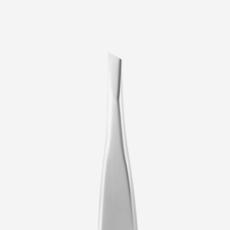 TE-20/4 | Eyebrow tweezers EXPERT 20 TYPE 4 (narrow bevelled)