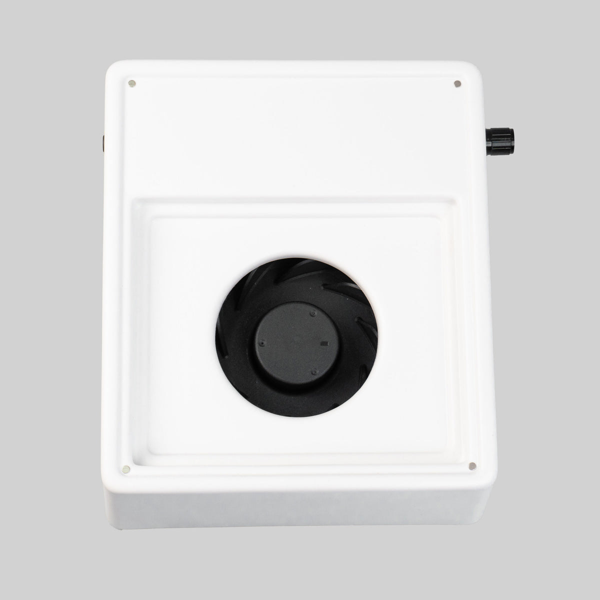 ULKA Handy white — fan access with grille and filter removed
